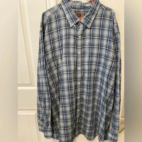 Foundry Men’s Big and Tall Blue, Gray, and White Plaid Button Down shirt - 4XLT - Picture 7 of 7